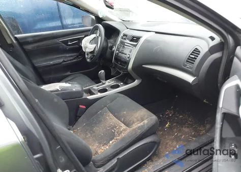 2015 Nissan Altima 2.5/2.5 S/2.5 Sl/2.5 Sv z USA, uszkodzony, nr VIN 1N4AL3AP2FC284253